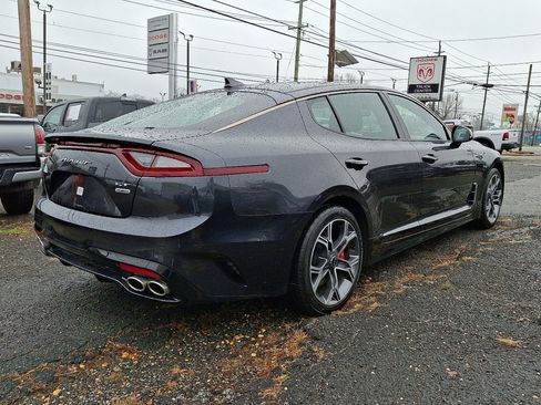 Used 2019 Kia Stinger GT image 5