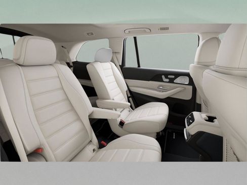 New 2026 Mercedes-Benz GLS 450 450 image 41