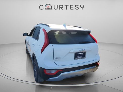 New 2026 Kia Niro EX w/ EX Premium Package image 3