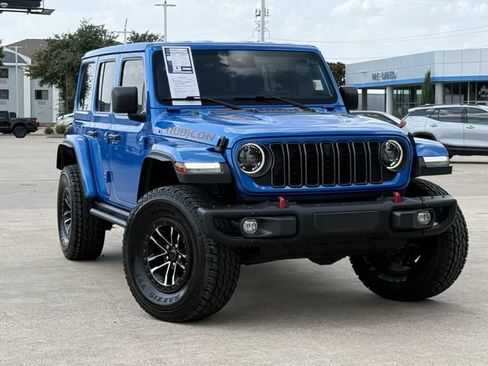 Used 2024 Jeep Wrangler Unlimited Rubicon AWD/4WD image 3