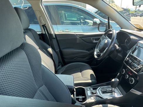 Used 2023 Subaru Forester Premium AWD/4WD image 11