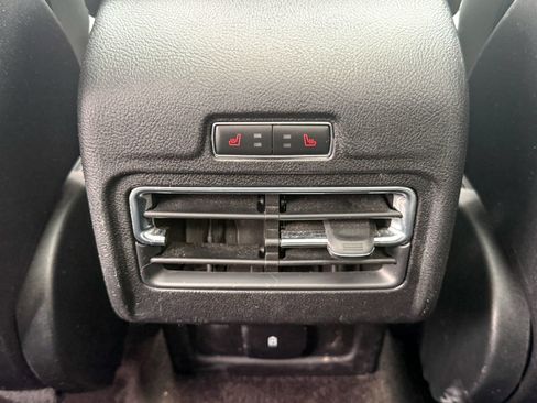 Used 2022 Lincoln Corsair AWD w/ Premium Package image 23