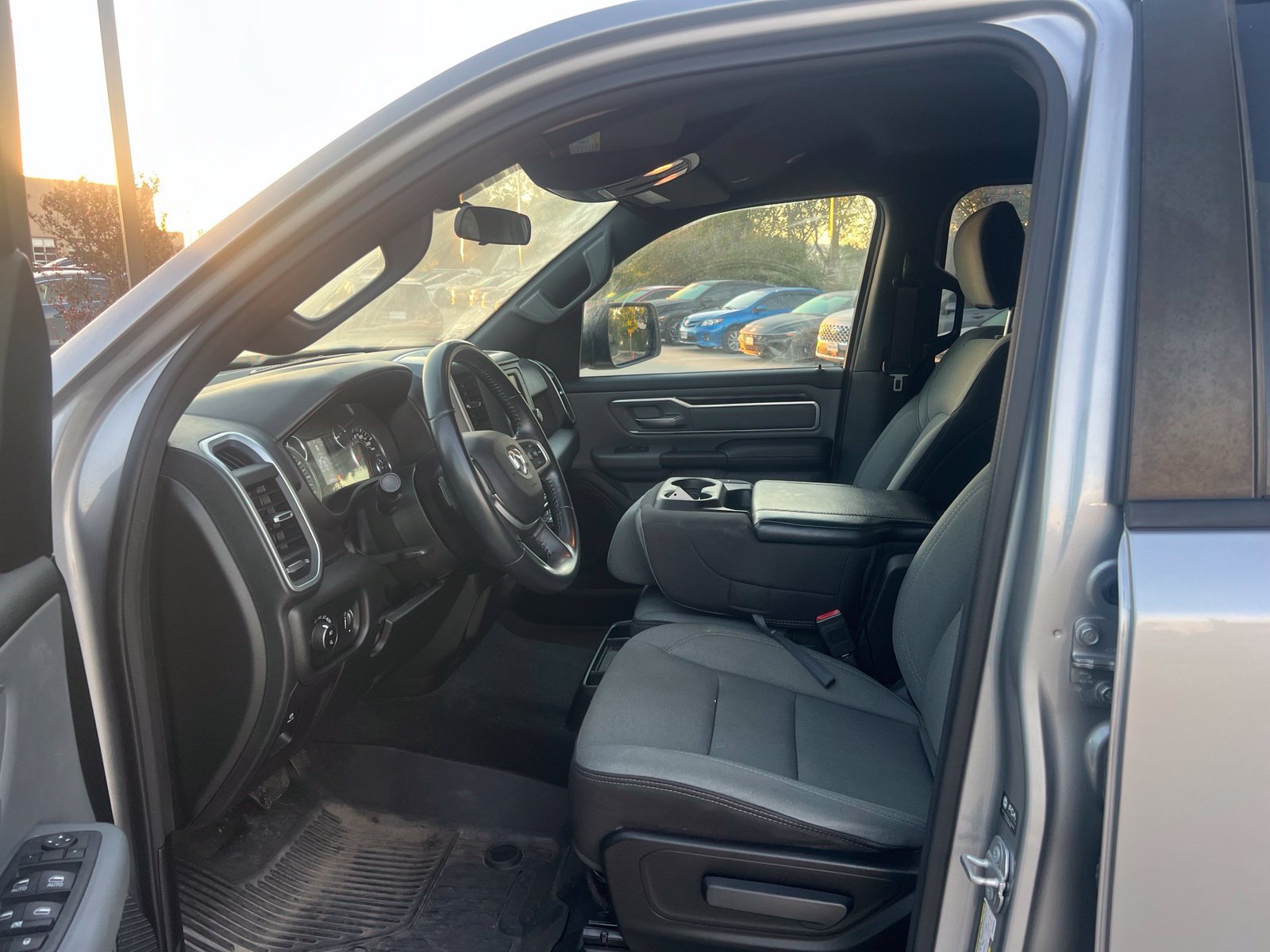 Used 2022 RAM 1500 Big Horn AWD/4WD image 22