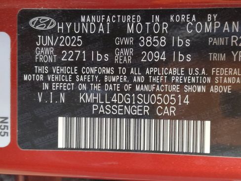 Used 2025 Hyundai Elantra SE FWD image 33