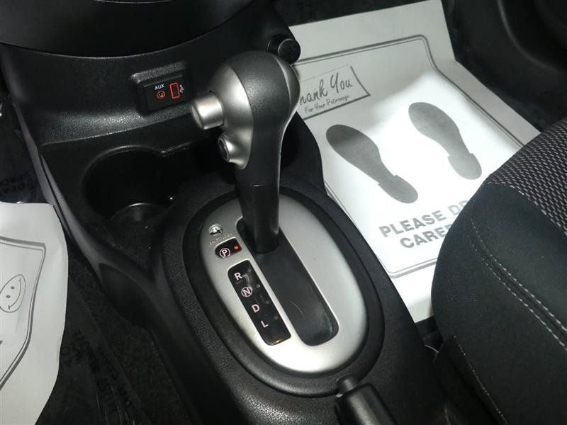 Used 2019 Nissan Versa SV FWD image 39