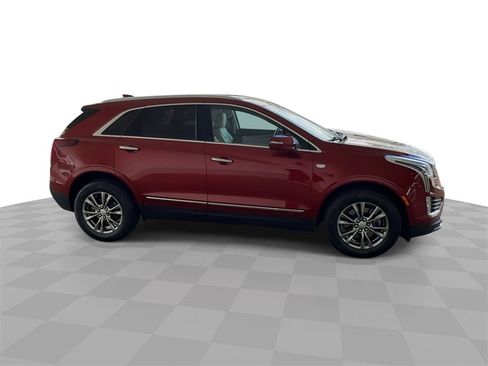 Certified 2023 Cadillac XT5 Premium Luxury w/ LPO, Floor Liner Package image 2