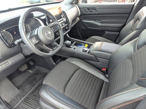 Used 2023 Nissan Pathfinder Rock Creek image 27