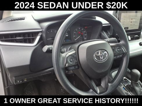 Used 2024 Toyota Corolla LE image 15