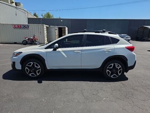 Used 2019 Subaru Crosstrek 2.0i Limited w/ Moonroof Package w/Navigation AWD/4WD image 18