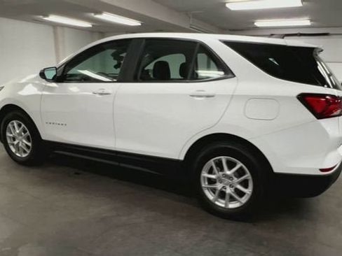 Certified 2023 Chevrolet Equinox LS image 6