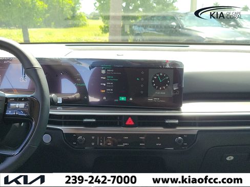 New 2026 Kia Sorento LX FWD image 17