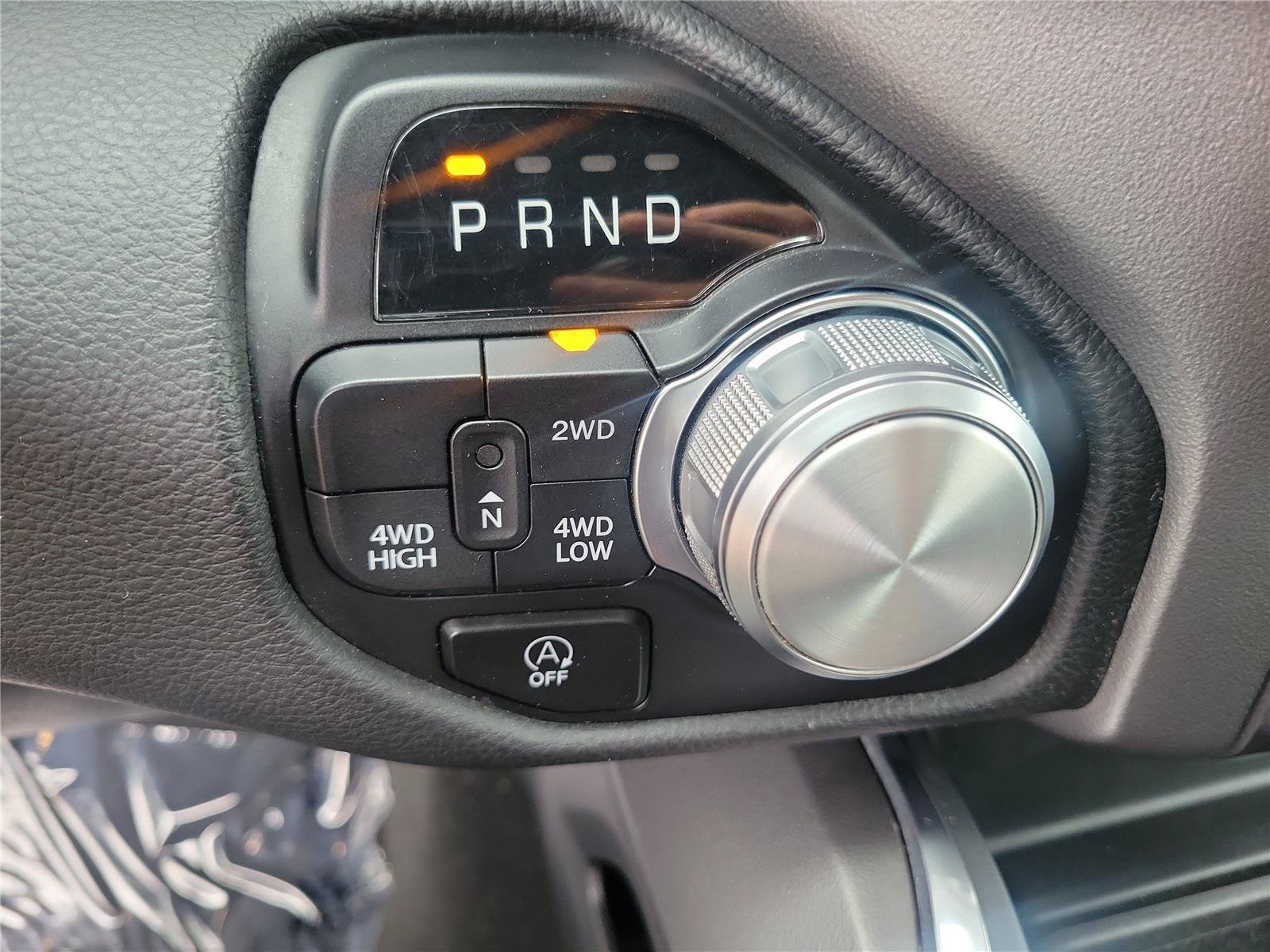 Used 2024 RAM 1500 Laramie AWD/4WD image 26