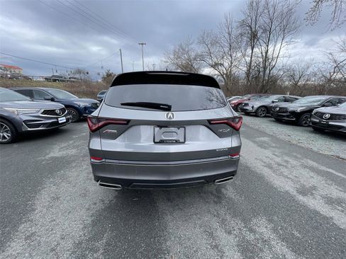 Used 2023 Acura MDX A-Spec image 34