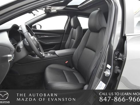 Used 2025 MAZDA MAZDA3 s image 21