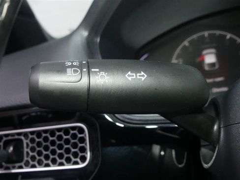 Used 2025 Honda Civic Sport image 34