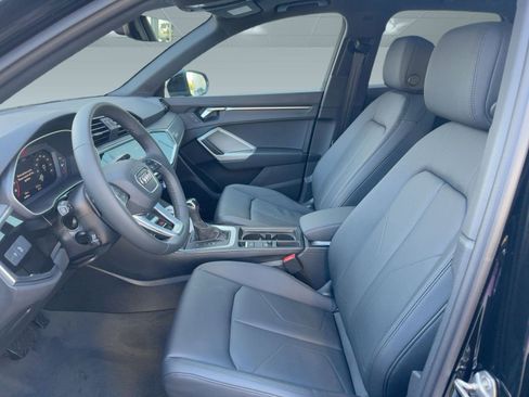 New 2025 Audi Q3 2.0T Premium image 5