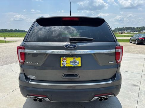 Used 2018 Ford Explorer Platinum AWD/4WD image 5