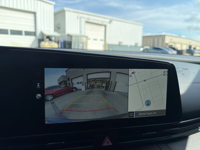 Used 2026 Hyundai Elantra SEL FWD image 14