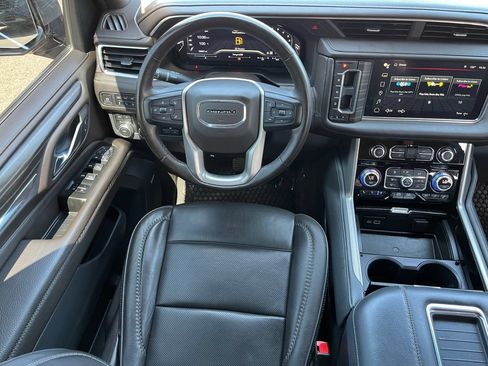 Used 2023 GMC Yukon Denali w/ Max Trailering Package AWD/4WD image 13