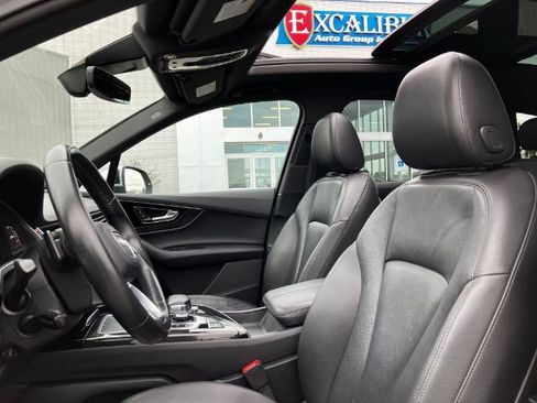 Used 2017 Audi Q7 3.0T Premium Plus w/ Premium Plus Package image 58