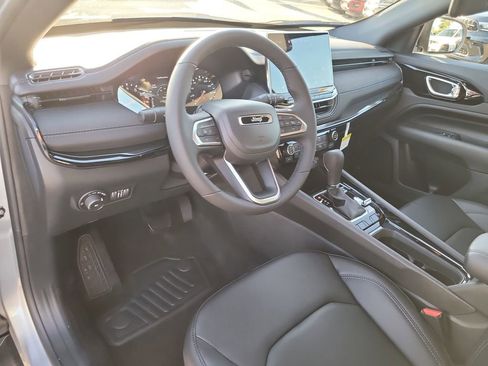 New 2026 Jeep Compass Limited image 17