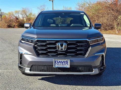 Certified 2025 Honda Pilot EX-L image 2