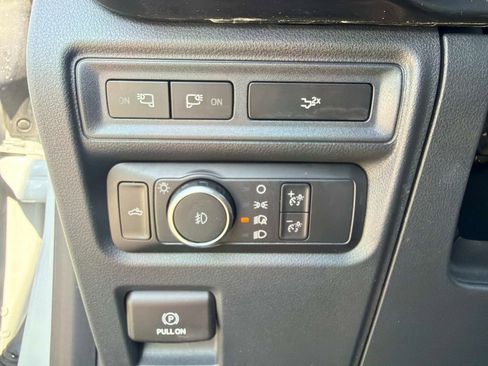 Used 2022 Ford F150 XLT w/ Equipment Group 302A High AWD/4WD image 29