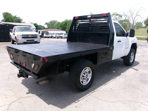 Used 2011 Chevrolet Silverado 2500 W/T AWD/4WD image 4