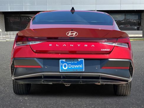Used 2024 Hyundai Elantra Limited FWD image 8