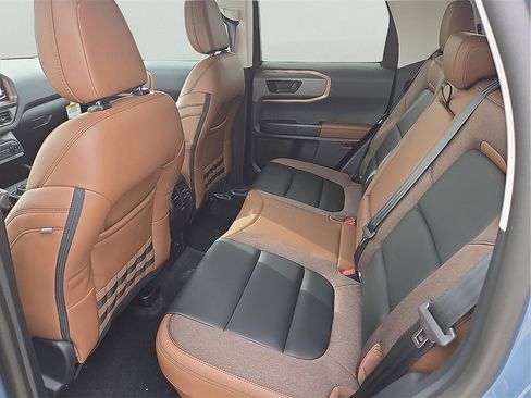 New 2025 Ford Bronco Sport Outer Banks image 9