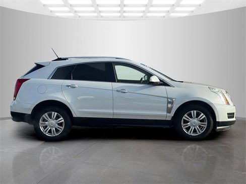 Used 2016 Cadillac SRX Luxury w/ Driver Awareness Package image 8