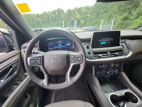 Certified 2022 Chevrolet Tahoe Z71 w/ Off-Road Capability Package image 15