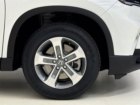 New 2025 Honda Pilot EX-L image 6