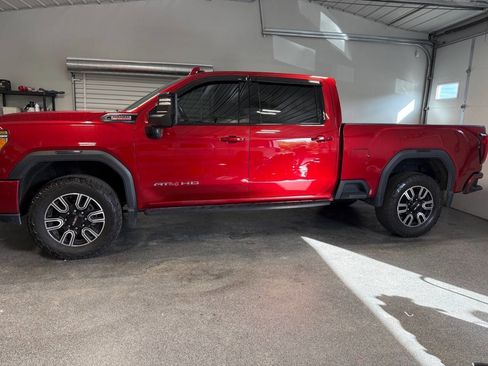 Used 2022 GMC Sierra 2500 AT4 w/ AT4 Premium Plus Package image 12