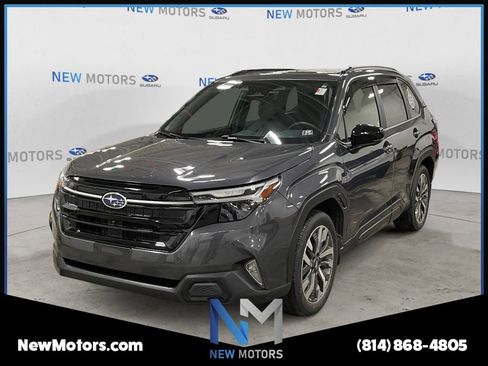 Used 2025 Subaru Forester Touring image 1