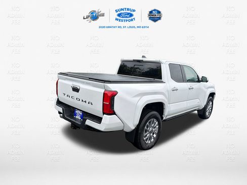 Used 2025 Toyota Tacoma Limited AWD/4WD image 6
