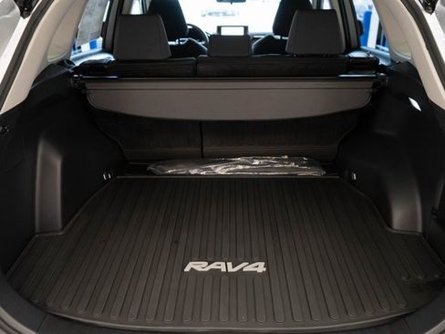 Used 2025 Toyota RAV4 XLE image 13
