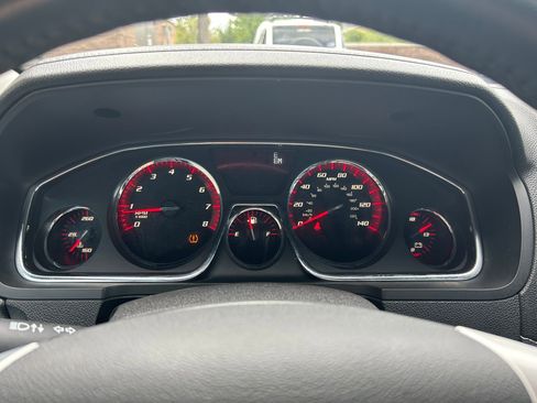 Used 2016 GMC Acadia SLT w/ Open Road Package AWD/4WD image 16