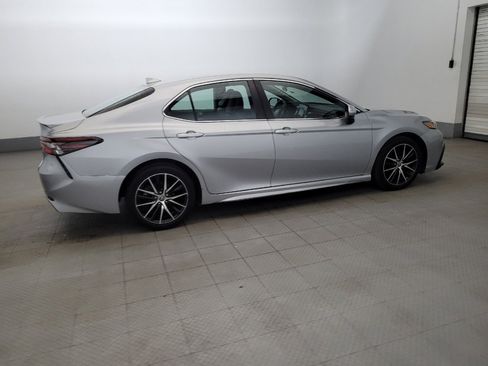 Used 2021 Toyota Camry SE FWD image 10