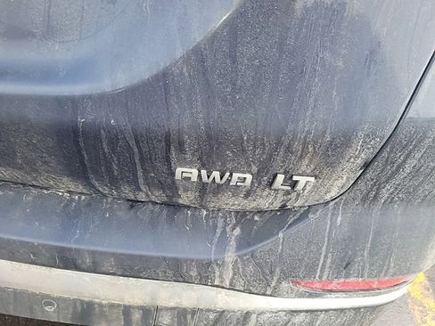 Used 2020 Chevrolet Equinox LT image 30