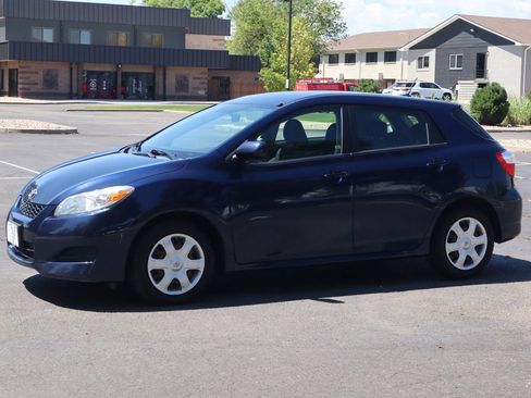 Used 2009 Toyota Matrix FWD image 10