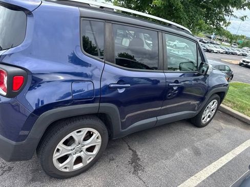 Used 2016 Jeep Renegade Limited FWD image 3