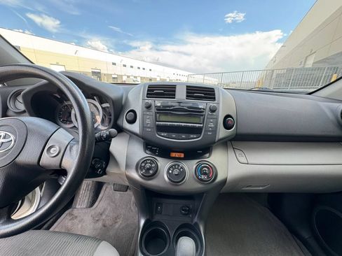 Used 2011 Toyota RAV4 2WD w/ Base L4 Extra Value Pkg image 10
