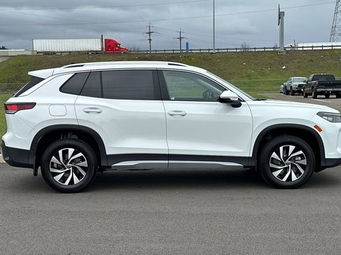 New 2026 Volkswagen Tiguan S image 2