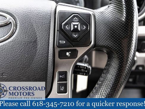 Used 2022 Toyota Tacoma SR5 AWD/4WD image 30