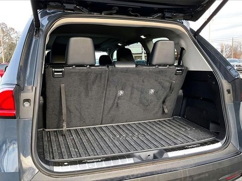 Used 2024 Toyota Grand Highlander Limited image 31