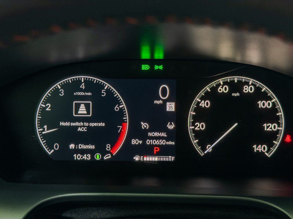 Used 2025 Honda HR-V Sport image 29