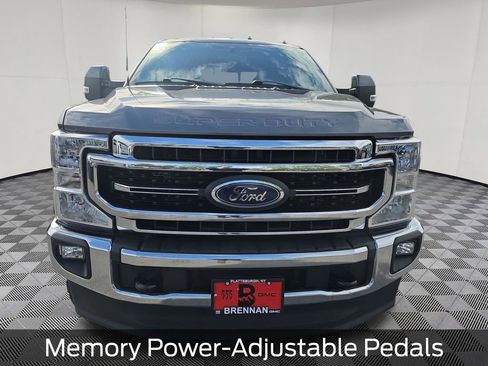 Used 2022 Ford F350 Lariat w/ Lariat Ultimate Package AWD/4WD image 9