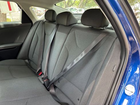 Used 2025 Kia K4 FWD image 36