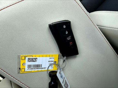 Used 2024 Lexus NX 350 AWD image 15